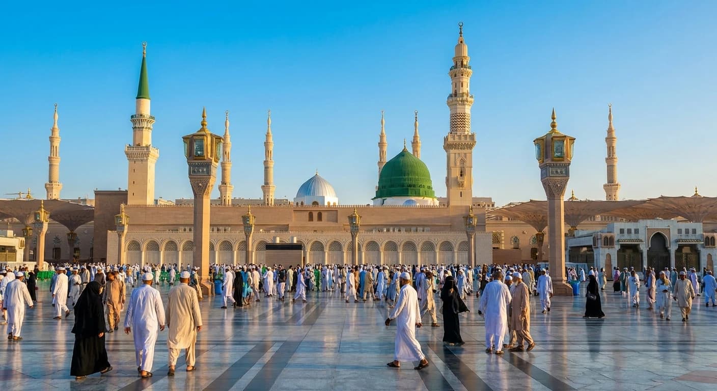 Prophet's Mosque in Medina with green dome